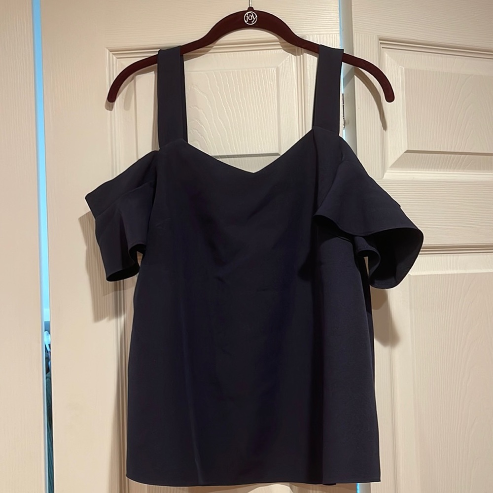 Navy Blue Off The Shoulder Tank Top. Size M.